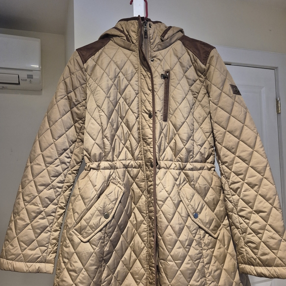 Lauren Ralph Lauren Beige Quilted Puffer Coat - Picture 4 of 5